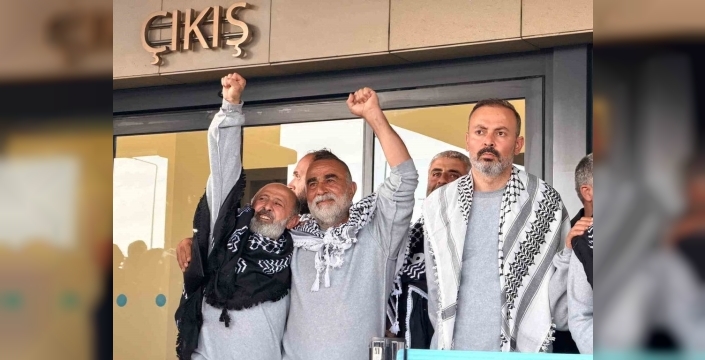 İsrail zulmünden kurtulan 422 aktivist İstanbul'a döndü: Yaralılar hastaneye