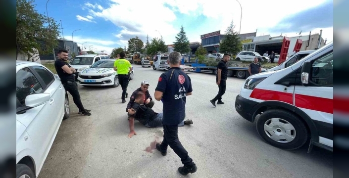 Karaman'da motosiklet kazası güvenlik kamerasına yansıdı