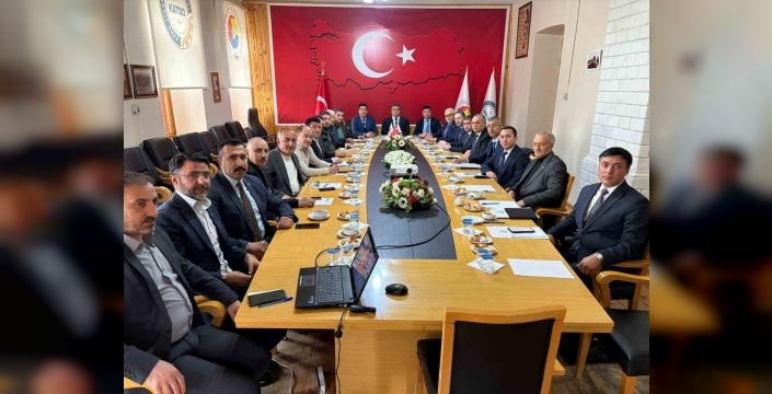 Kars TSO'da yatırım ve ticaret zirvesi: Bakü uçuşları gündemde