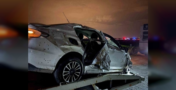 Kayseri'de kan donduran kaza: Anne ve oğlu takla atan araçta mahsur kaldı, durumları ağır