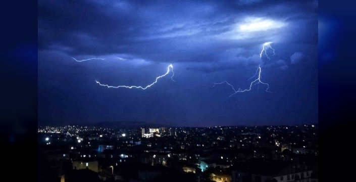 Kırıkkale'de gök gürültülü sağanak yağışa dikkat!