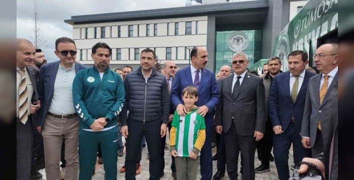 Konyaspor'a Antalya yolculuğu öncesi taraftardan büyük coşku: Kupa Konya'ya gelecek!