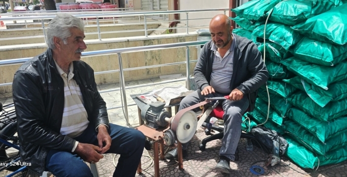 Kurban Bayramı öncesi bıçak bileyicilerde yoğunluk arttı