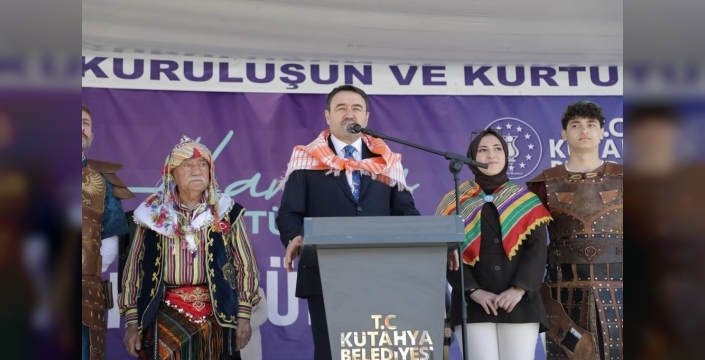 Kütahya Kalesi'nde Hıdırellez ve Fetih Coşkusu Bir Arada Yaşandı