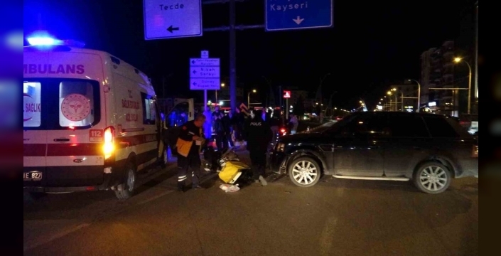 Malatya'da nefes kesen kaza: Motokurye cipin altında kaldı, yaralandı