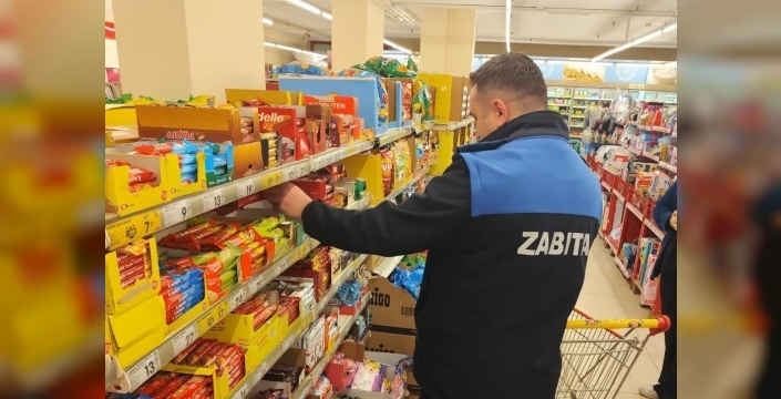 Market ve bakkallara zabıta baskını: 13 işyerine ceza kesildi
