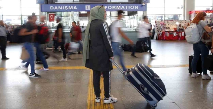 Öğrencilere 7 bin 600 TL destek: Başvurular başladı