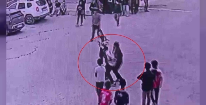 Öğrencinin hayatını kurtaran öğretmen: Heimlich manevrası ile poğaçayı çıkardı