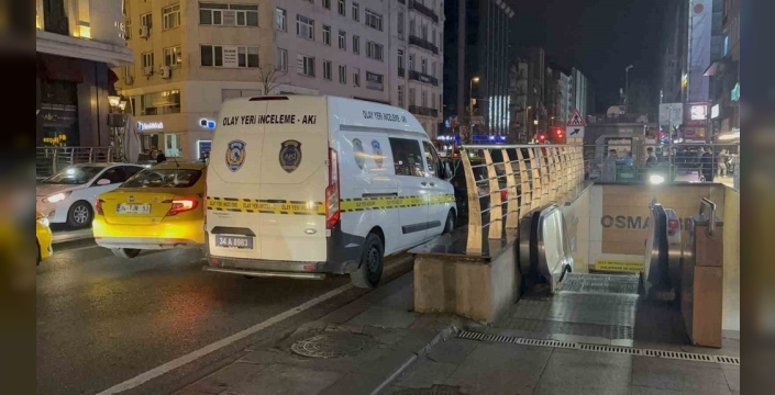 Osmanbey metrosunda yürek burkan anlar: Genç yolcu raylara atlayarak intihar etti