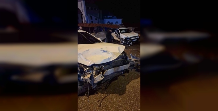 Osmaniye'de yürekleri ağza getiren kaza: Refik Cesur Bulvarı savaş alanına döndü