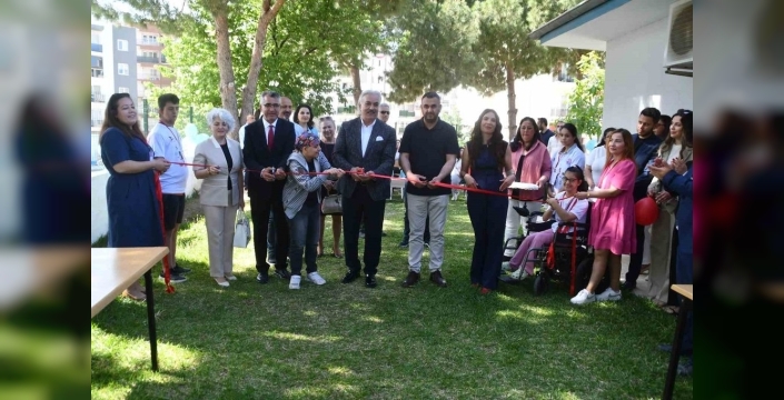 Özel öğrenciler bilimi Söke'de sanatla buluşturdu: Şaşırtan projeler!
