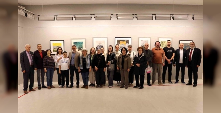 Prof. Dr. Erol Murat Yıldız'dan 'Derin' sergisi: Sanat, yalnızlığa terk edilmiş tekneleri konuşturuyor