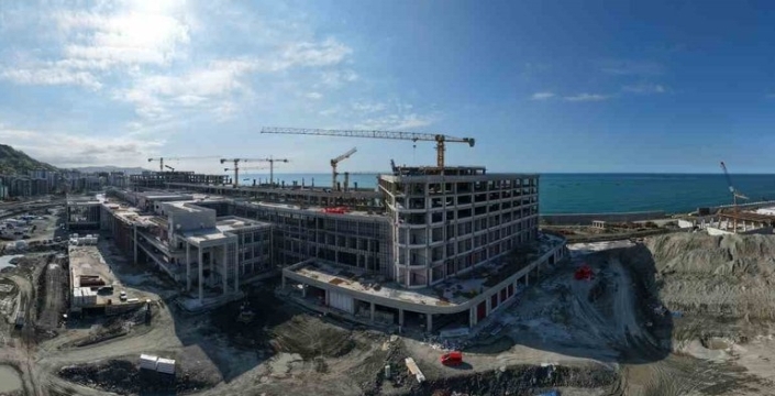 Rize'de dev hastane projesinde sona yaklaşıldı: Yatak kapasitesi ve ameliyathane sayısı dudak uçuklatıyor