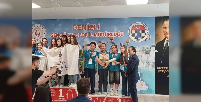Satrançta Yıldız Kızlar Türkiye Üçüncüsü: Nazilli Fatih Ortaokulu Damgayı Vurdu