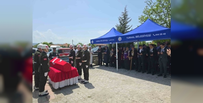 Şehidin Tokat'taki kabri, aile dilekçesiyle İstanbul'a nakledildi