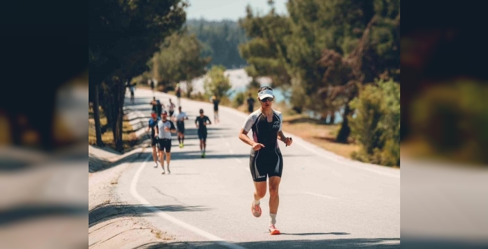 Tarihi Yarımada'da triatlon heyecanı sona erdi: Ödüller sahiplerini buldu