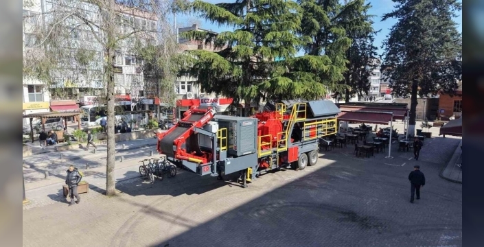 Terme Belediyesi, 15 milyon TL'lik dev iş makinesi ile güçleniyor