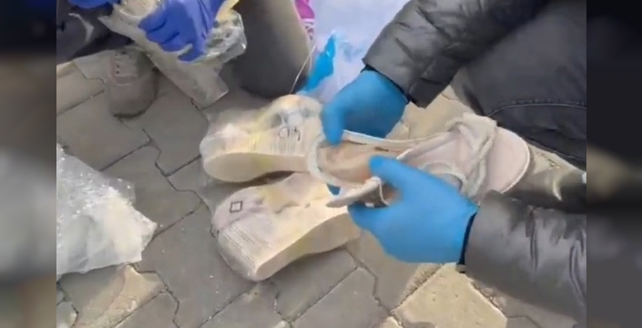 Tokat'ta kadın ayakkabılarından uyuşturucu çıktı