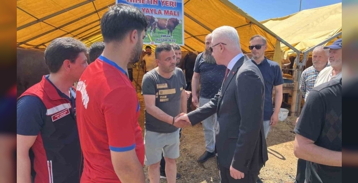 Vali Gül, Kurban Bayramı öncesi Bahçelievler'de esnafla buluştu