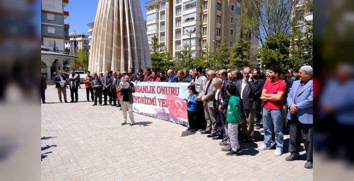 Van'da Sumud Filosu'na yönelik saldırı protesto edildi