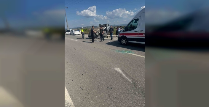 Yenişehir'de trafik kazası: 3 kişi yaralandı