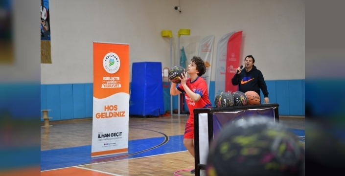 Yeşilyurt'ta dostluk ve rekabetin buluştuğu basketbol turnuvası tamamlandı