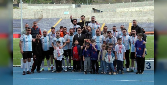 Zonguldak adliyespor penaltılarla kupayı kaptı