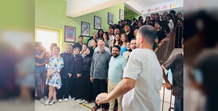 20 yıl sonra hüzünle veda: Ümit Yiğit okuldan ayrıldı