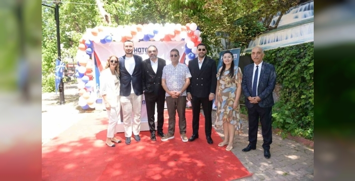 20 yılın emeği, Hatem Hastanesi'nde coşkuyla kutlandı