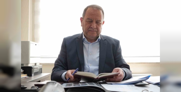 37 yıldır mezun olduğu okulda öğrenciler yetiştiriyor