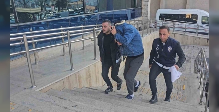4 yaşındaki Sarp'ın ölümüne neden olan kazada üst mahkeme bozdu: Sanıklar yeniden yargılanıyor, baba isyan etti
