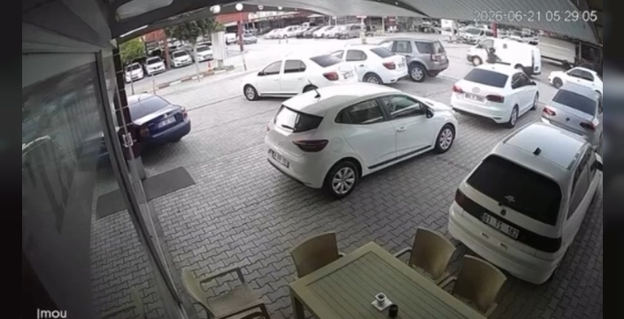 Adana'da oto galericiler sitesinde silahlı saldırı: Araçlar hedef alındı