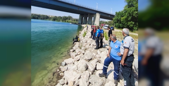 Adana'da Seyhan Nehri'nde boğulan çocuk, yazın sıcak günlerinde hayatını kaybetti