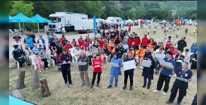 Afet kahramanları, Kocaeli'de eğitim kampında buluştu