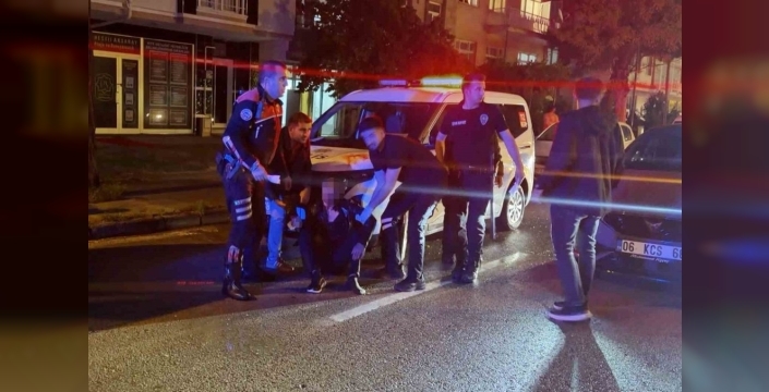 Akıl almaz olay: Öfkeli baba, kızını rahatsız eden genci maket bıçağıyla kulağını kesti