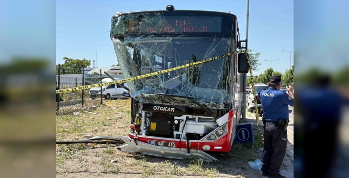 Ankara'da EGO otobüsü kaza yaptı: 1 ölü, 9 yaralı