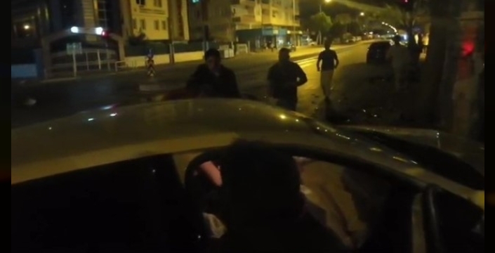 Antalya'da kavşak kabusu: Kask kamerası dehşeti kaydetti, 2 yaralı