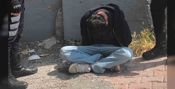 Antalya'da polis kovalamacası: 34 dosyadan 23 yıl hapis cezası ile aranan şahıs yakalandı