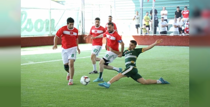 AOSB'de futbol coşkusu zirveye ulaştı: 12. Geleneksel Turnuva görkemli bir finalle sona erdi