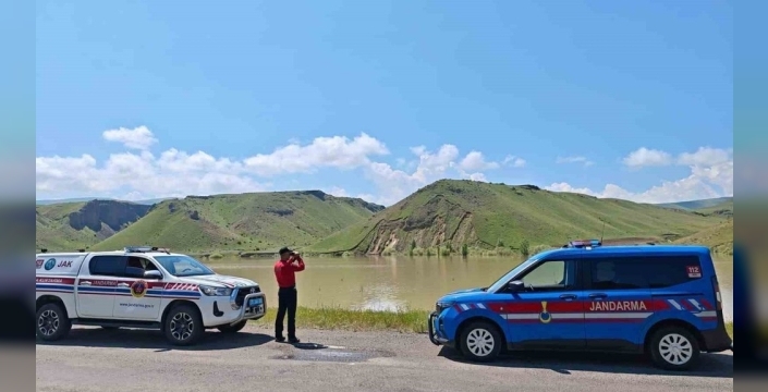 Aras Nehri'nde Sürüklenen Genç Çoban İçin Dev Arama Operasyonu: 101 Personel Seferber Oldu
