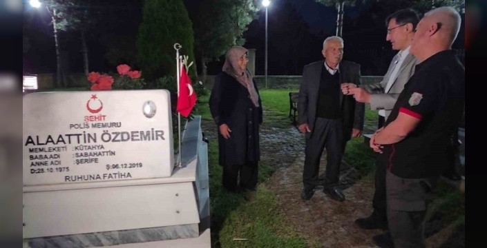 Babalar Günü'nde şehitlere vefa: Kütahya Tayyare Şehitliği'nde yürek burkan buluşma