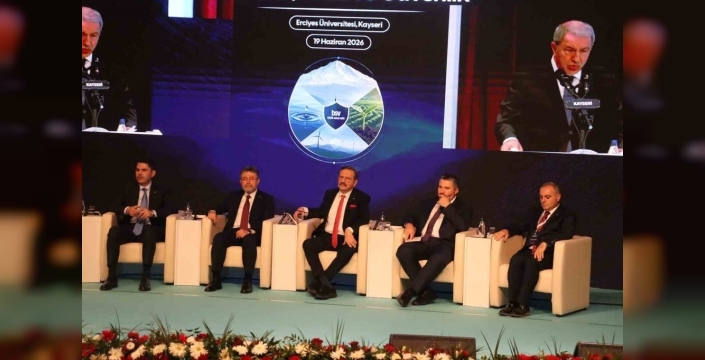 Bakan Kurum: Deprem sonrası 455 bin konut inşa etmek büyük bir başarı