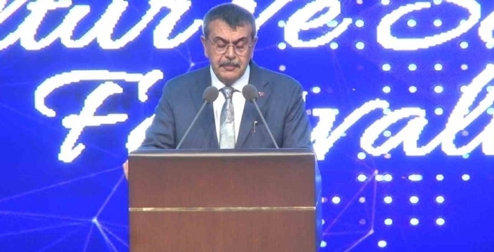 Bakan Tekin'den 28 Şubat anıları: O acı tabloyu yaşadık, şimdi özgürce eğitim alınıyor