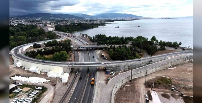Başiskele'de dev proje hız kesmiyor: Yüzde 82'ye ulaşıldı, trafik çilesi bitiyor mu?