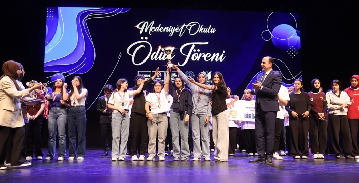Başkan Altay’dan öğrencilere tam destek: “Bu yarışmaların kaybedeni yok”