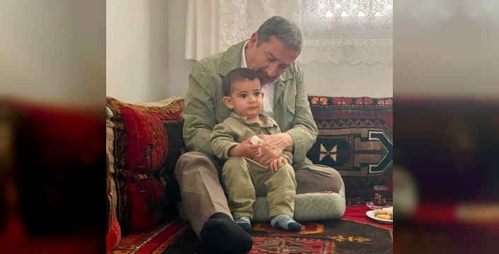 Başkan Bozkurt, Balaban Gökderen Mezrası'nda hane ziyaretleri gerçekleştirdi