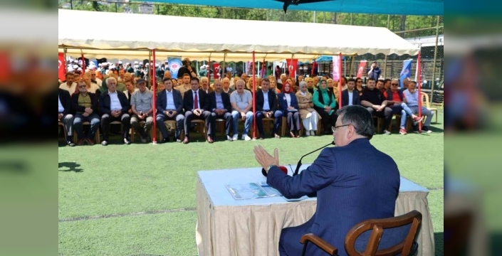 Başkan Genç, vatandaşların sorularını yanıtladı