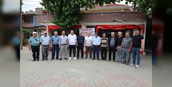 Başkan Tetik, Avra'da çiftçiyle dertleşti, 'Hizmet üreten Nazilli var!' müjdesi verdi