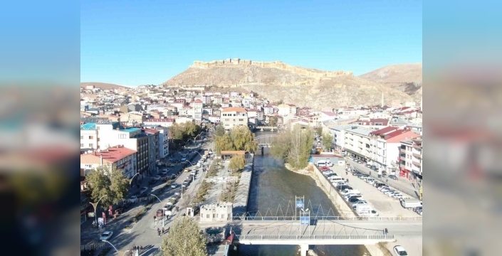 Bayburt’ta vali yardımcıları ve kaymakamlar değişti