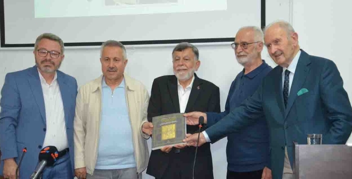 Bekir Şahin yarım asırlık tecrübesini anlattı